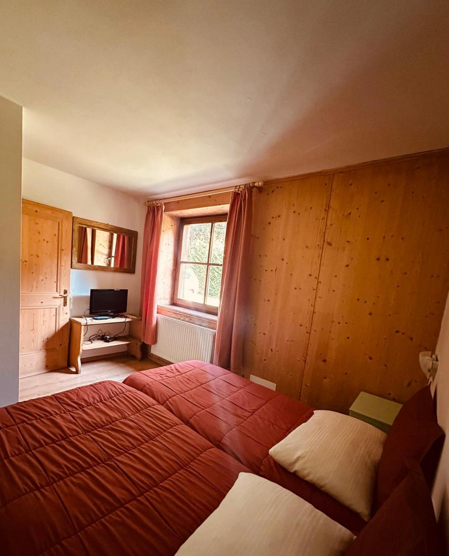 Casa Del Cirmolo - Apartments For Rent Cavalese Buitenkant foto